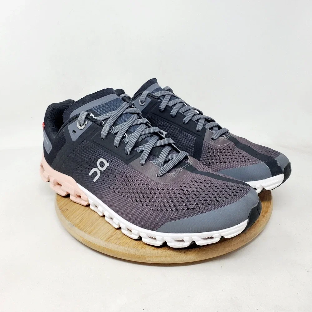 On Cloudflow Running Shoes Womens 8.5 Walking Comfort Gym Sneaker